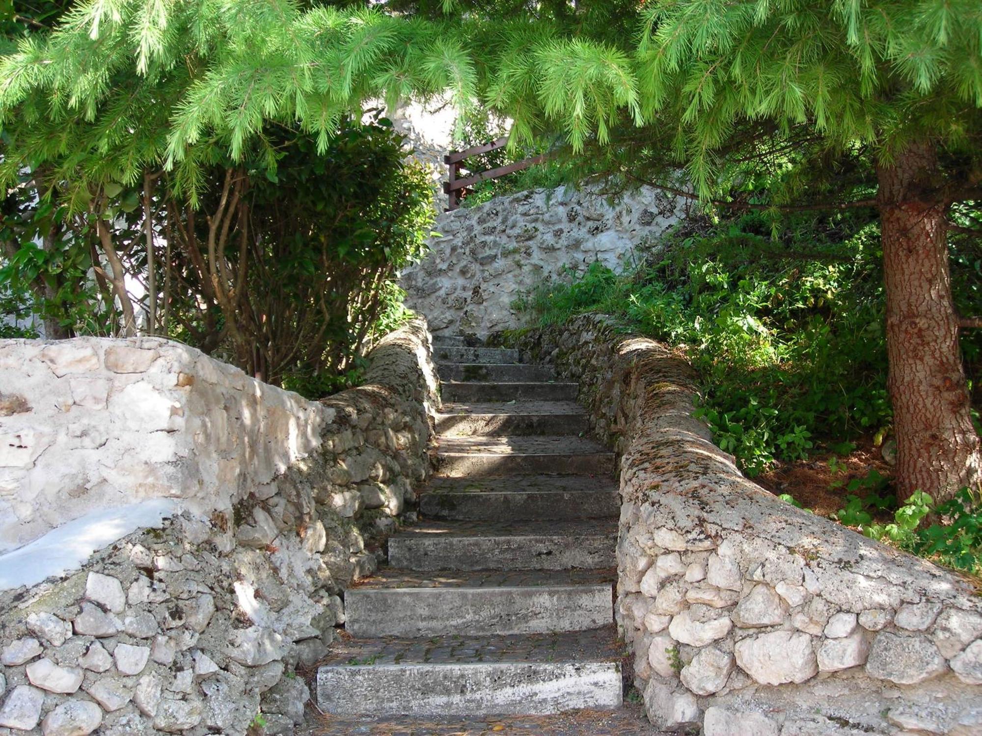 B&B Antonella Introdacqua Exterior photo